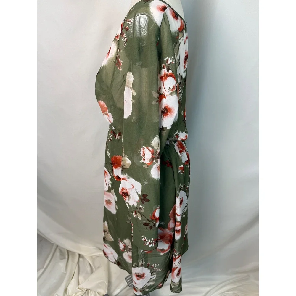En Focus 14 Petite Green Floral V-Neck Smocked Light Spring Summer Wedding Dress